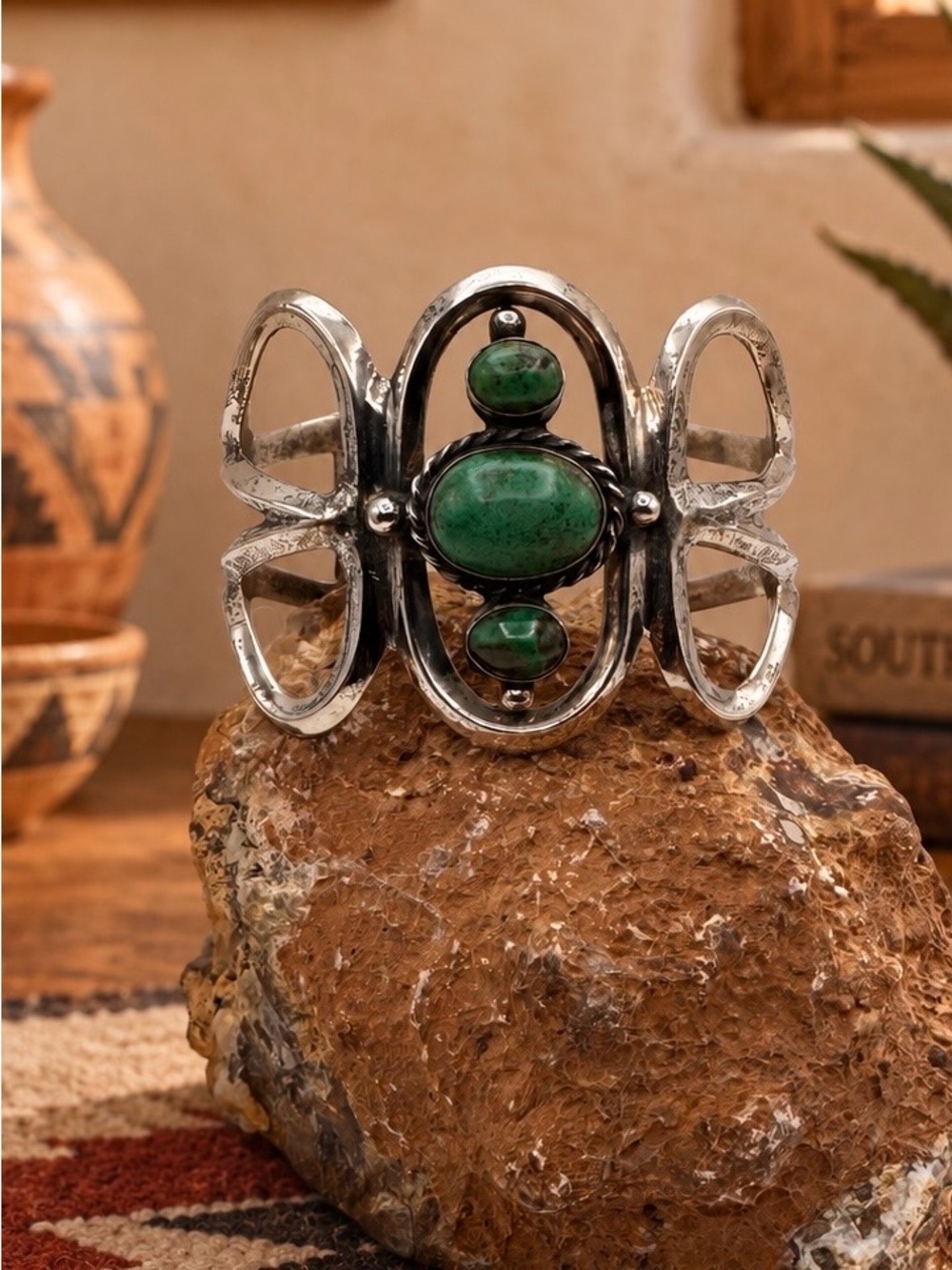 Vintage Mexico Native Style Sterling Silver Green Stone Sand Cast Cuff Bracelet